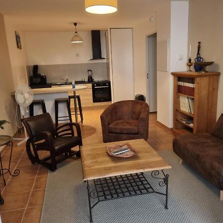 Appartement 1 Chambre Avec Piscine Uzès Eksteriør bilde