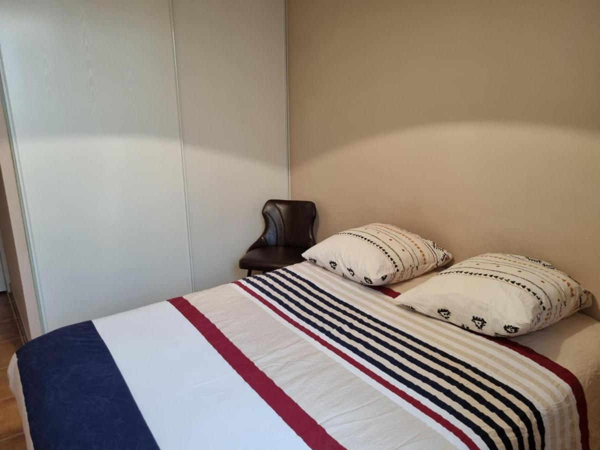 Appartement 1 Chambre Avec Piscine Uzès Eksteriør bilde