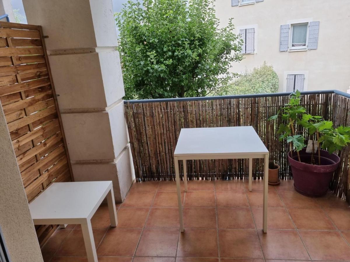 Appartement 1 Chambre Avec Piscine Uzès Eksteriør bilde