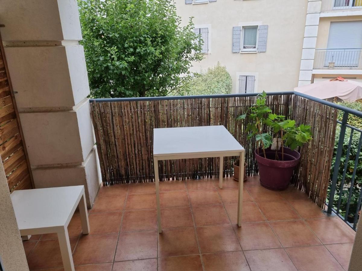 Appartement 1 Chambre Avec Piscine Uzès Eksteriør bilde